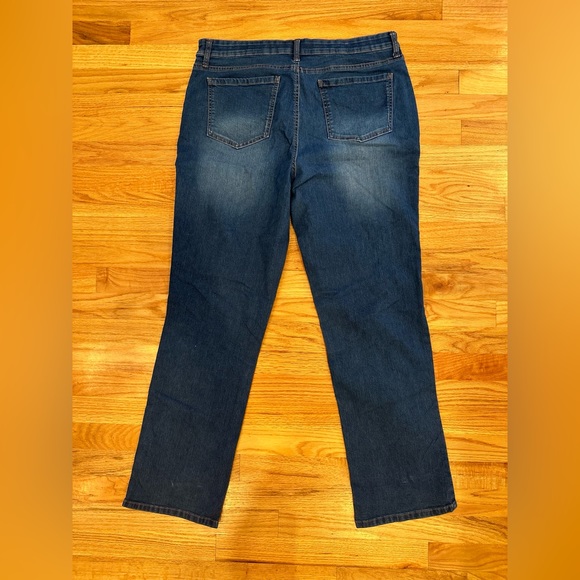 💜 3 for $18 or 5 for $25 Kim Rogers boot cut jeans - Picture 4 of 5